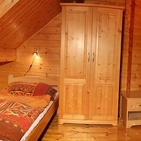 Three-bedroom Albrechtice 2